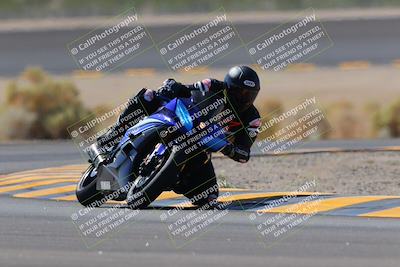 media/Oct-08-2022-SoCal Trackdays (Sat) [[1fc3beec89]]/Turn 14 (1050am)/